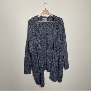 Urban Outfitters Chunky Oversized Cardigan size xs